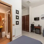 Eroom42 Affittacamere 3*